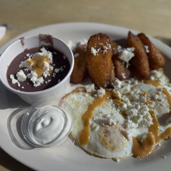 La Guagua - Plantains eggs. Beans and habanero sauce. - Latin American Near Me - Vacaville, California La Guagua - Plantains eggs. Beans and habanero sauce. - Latin American Near Me - Vacaville, California