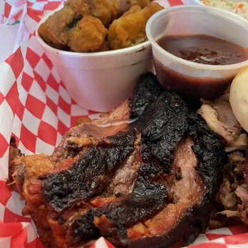 The Smokin Pig - Brisket Platter - Barbeque Near Me - Anderson, South Carolina