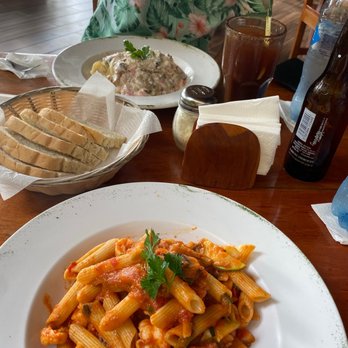 La Consentida - Penne pasta & Alfredo pasta - Italian Near Me - La Veleta, ROO La Consentida - Penne pasta & Alfredo pasta - Italian Near Me - La Veleta, ROO