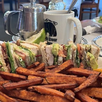 Black Bear Diner - Madera - Chicken Avocado Club - American Near Me - Madera, California