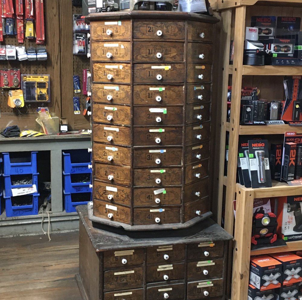 CRANE’S COUNTRY STORE Updated September 2024 10675 US Hwy 40