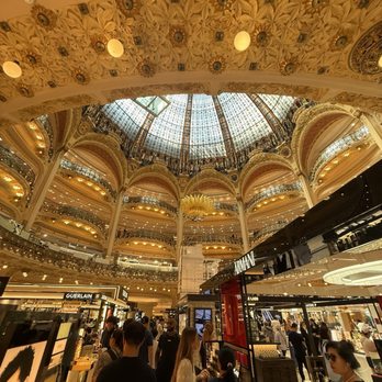Galeries Lafayette Haussmann - Photo 8: Interior - Department Stores Near Me - Paris, 75