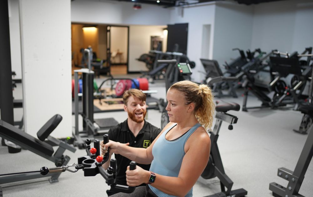 Thesis Personal Training DC Logo