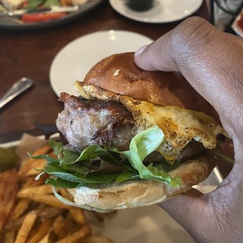 1608 Crafthouse - Bacon cheeseburger (added fried egg) - Gastropubs Near Me - Virginia Beach, Virginia