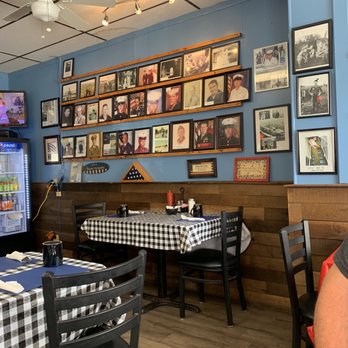 Barb's Corner Kitchen - Decor - Breakfast & Brunch Near Me - Pittsburgh, Pennsylvania