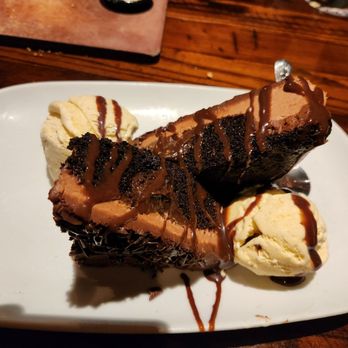 LongHorn Steakhouse - Chocolate Stampede - Steakhouses Near Me - Orlando, Florida