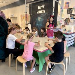 Happy Monkey - Making some fun slime!