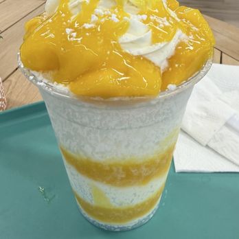 SnowMoon - Cafes Near Me - Beaverton, Oregon