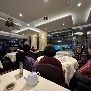 Yuan's Garden Restaurant 隨園 - Chinese Near Me - Richmond, British Columbia Yuan's Garden Restaurant 隨園 - Chinese Near Me - Richmond, British Columbia