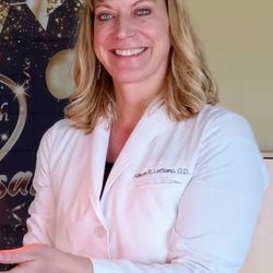 Spectacular Eyecare - Dr. Allison LeBlanc O.D.
