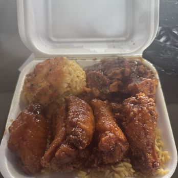 We Shuckin - First time here .. I got 5 wings dinner with Cajun rice, Mac & Cheese and Yams. - Soul Food Near Me - Pembroke Pines, Florida We Shuckin - First time here .. I got 5 wings dinner with Cajun rice, Mac & Cheese and Yams. - Soul Food Near Me - Pembroke Pines, Florida