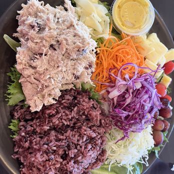 Nancy's Sky Garden - Almond Ginger Chicken Salad Plate - Vegetarian Near Me - Austin, Texas Nancy's Sky Garden - Almond Ginger Chicken Salad Plate - Vegetarian Near Me - Austin, Texas