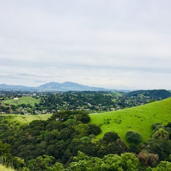 Hulet Hornbeck Trail - Hiking Near Me - Martinez, California