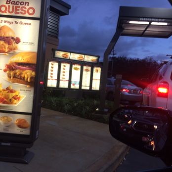 Wendy's - Fast Food Near Me - Waipahu, Hawaii