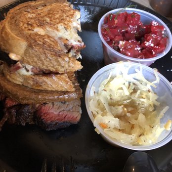 Captains BBQ - Barbeque Near Me - Palm Coast, Florida