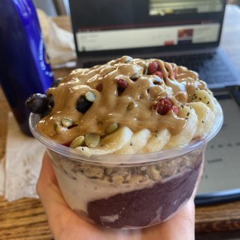 Humbowl Juice Bar - coconut and açaí base w peanut butter on top - Juice Bars & Smoothies Near Me - Orange, California