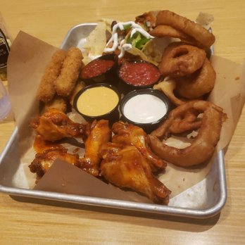 Buffalo Wild Wings - American Near Me - Glendale, Arizona Buffalo Wild Wings - American Near Me - Glendale, Arizona
