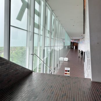 Walker Art Center - Skyway - Art Museums Near Me - Minneapolis, Minnesota Walker Art Center - Skyway - Art Museums Near Me - Minneapolis, Minnesota