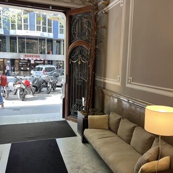 Windsor - Mediterranean Near Me - Barcelona, B Windsor - Mediterranean Near Me - Barcelona, B