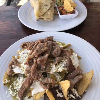 Al Natural - Chilaquiles con arrachera (5/5!) and breakfast burrito with bacon and egg (5/5!) - Tacos Near Me - Isla Mujeres, ROO Al Natural - Chilaquiles con arrachera (5/5!) and breakfast burrito with bacon and egg (5/5!) - Tacos Near Me - Isla Mujeres, ROO