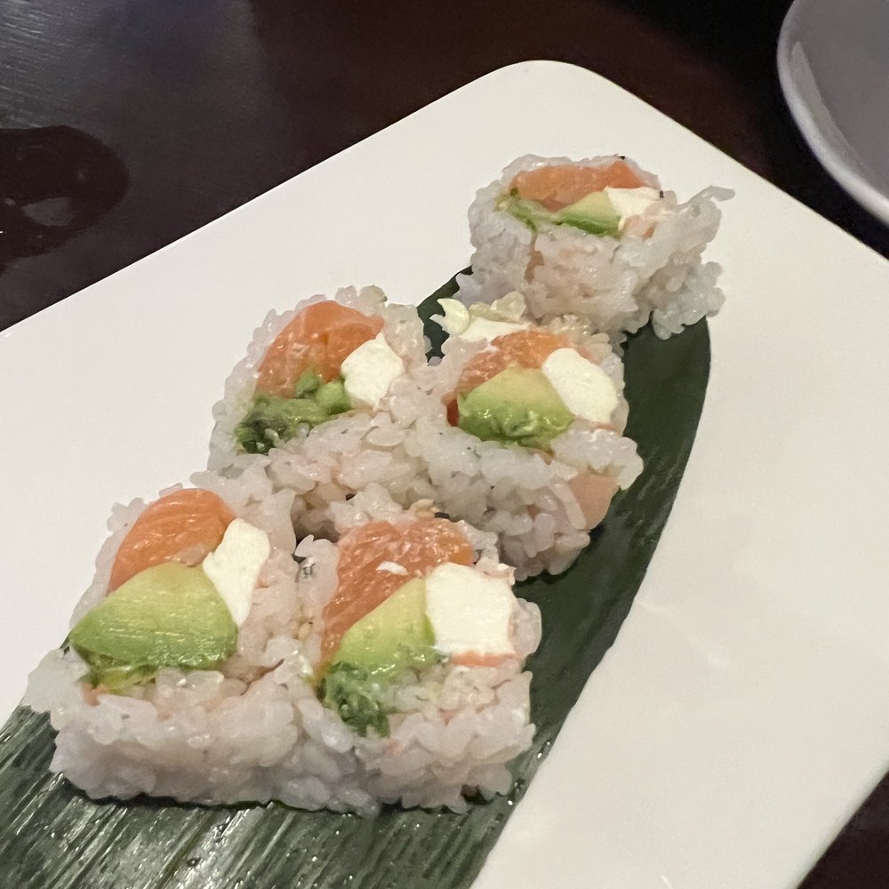 Mizu Sushi & Thai - JB roll with soy paper - Sushi Bars Near Me - Naples, Florida Mizu Sushi & Thai - JB roll with soy paper - Sushi Bars Near Me - Naples, Florida