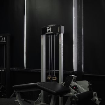 1RM Strength - Gyms Near Me - Santa Clarita, California 1RM Strength - Gyms Near Me - Santa Clarita, California