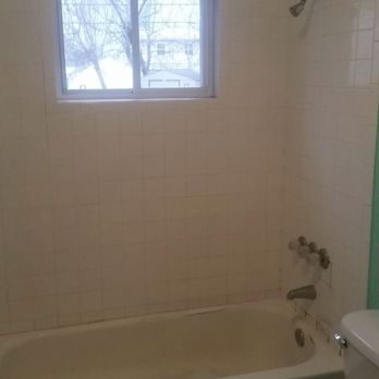 Bath Fitter - Before Bath Fitter! - Kitchen & Bath Near Me - Appleton, Wisconsin