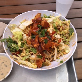 CoreLife Eatery - Spicy Thai Chicken and Rice Noodles - Salad Near Me - Murfreesboro, Tennessee