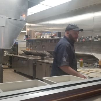 Dewey's Pizza - Kirkwood - Where you can watch them making pizza - Pizza Near Me - Kirkwood, Missouri