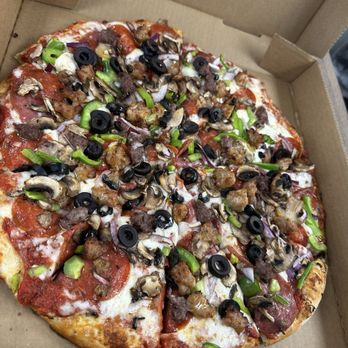 New York Pizza - combo pie - Chicken Wings Near Me - Sacramento, California