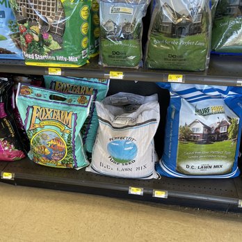 DC Farmers Co-Op - Seed and seed starters - Hardware Stores Near Me - Winston, Oregon