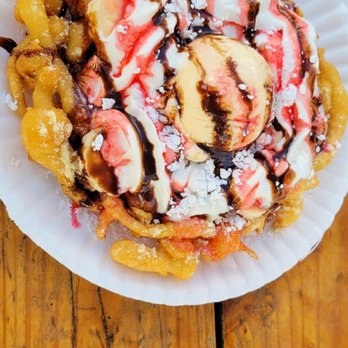 Lani's Yummy Yum - Funnel cake goodness! - Street Vendors Near Me - Kahuku, Hawaii Lani's Yummy Yum - Funnel cake goodness! - Street Vendors Near Me - Kahuku, Hawaii