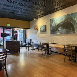 Pura Vida Cocina - Dining room