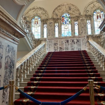 Belfast City Hall - Grand staircase - Landmarks & Historical Buildings Near Me - Belfast, BFS Belfast City Hall - Grand staircase - Landmarks & Historical Buildings Near Me - Belfast, BFS