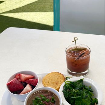 Sawyer & Co - Veggie Plate - Diners Near Me - Austin, Texas