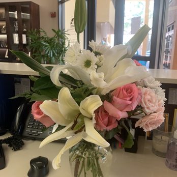 Hialeah Flowers - Florists Near Me - Miami Lakes, Florida