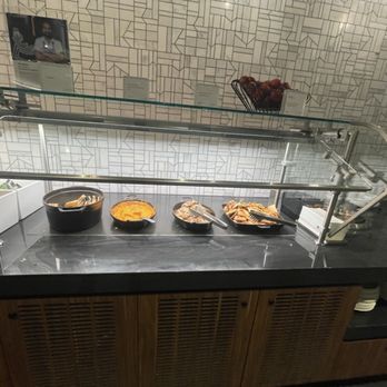 The Centurion Lounge - Airport Lounges Near Me - San Francisco, California
