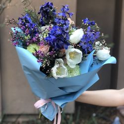 Colorful bouquet from a far away loved one 3