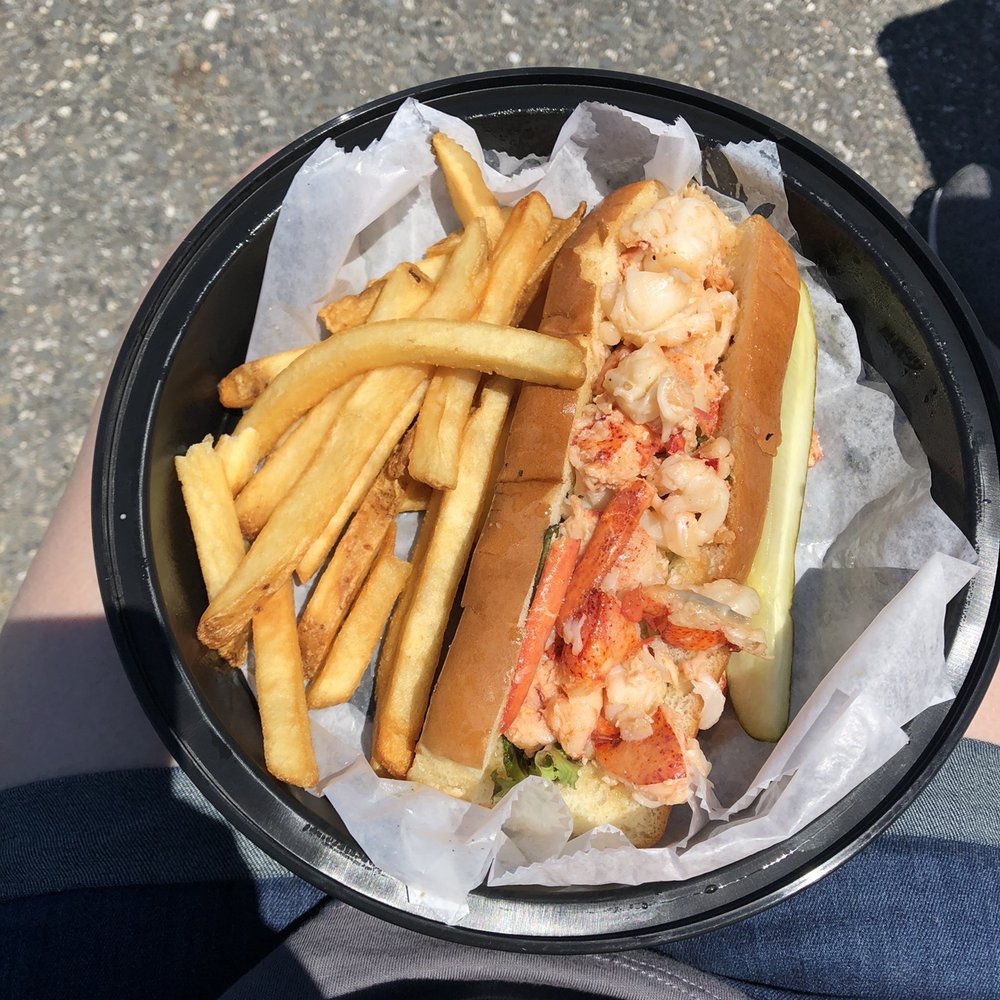 Geddy's - Lobster roll - Seafood Near Me - Bar Harbor, Maine Geddy's - Lobster roll - Seafood Near Me - Bar Harbor, Maine