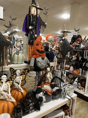 TJ MAXX/HOMEGOODS - Updated January 2026 - 236 Photos & 272 Reviews