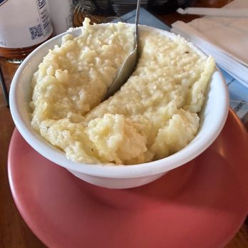 Two Chicks Cafe - Creamy Grits - Breakfast & Brunch Near Me - New Orleans, Louisiana