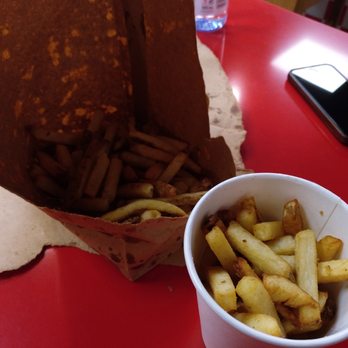Five Guys - Patatas medianas - Burgers Near Me - Madrid, M