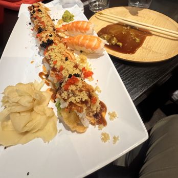 Raw Sushi Bistro - Tiger roll - Japanese Near Me - Stockton, California Raw Sushi Bistro - Tiger roll - Japanese Near Me - Stockton, California