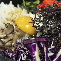 Hot stone bibimbap