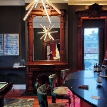 The Mansion On Delaware Avenue - Modern and traditional bar. - Hotels Near Me - Buffalo, New York The Mansion On Delaware Avenue - Modern and traditional bar. - Hotels Near Me - Buffalo, New York