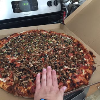 The Pizza Box - Huge pizza! Combination was delicious. - Pizza Near Me - Milpitas, California