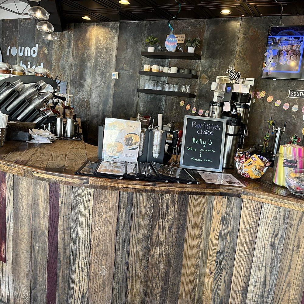 Round Bird Coffee - Interior order counter - Coffee & Tea Near Me - Jacksonville Beach, Florida Round Bird Coffee - Interior order counter - Coffee & Tea Near Me - Jacksonville Beach, Florida