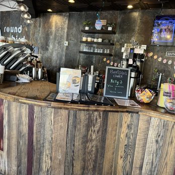 Round Bird Coffee - Interior order counter - Coffee & Tea Near Me - Jacksonville Beach, Florida Round Bird Coffee - Interior order counter - Coffee & Tea Near Me - Jacksonville Beach, Florida