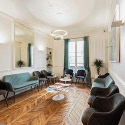 Samuel Sadia - Salle d'attente 113 av Victor Hugo paris 16, ostéopathe en urgence