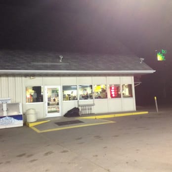 bp - the outside of the building - Gas Stations Near Me - Willow River, Minnesota